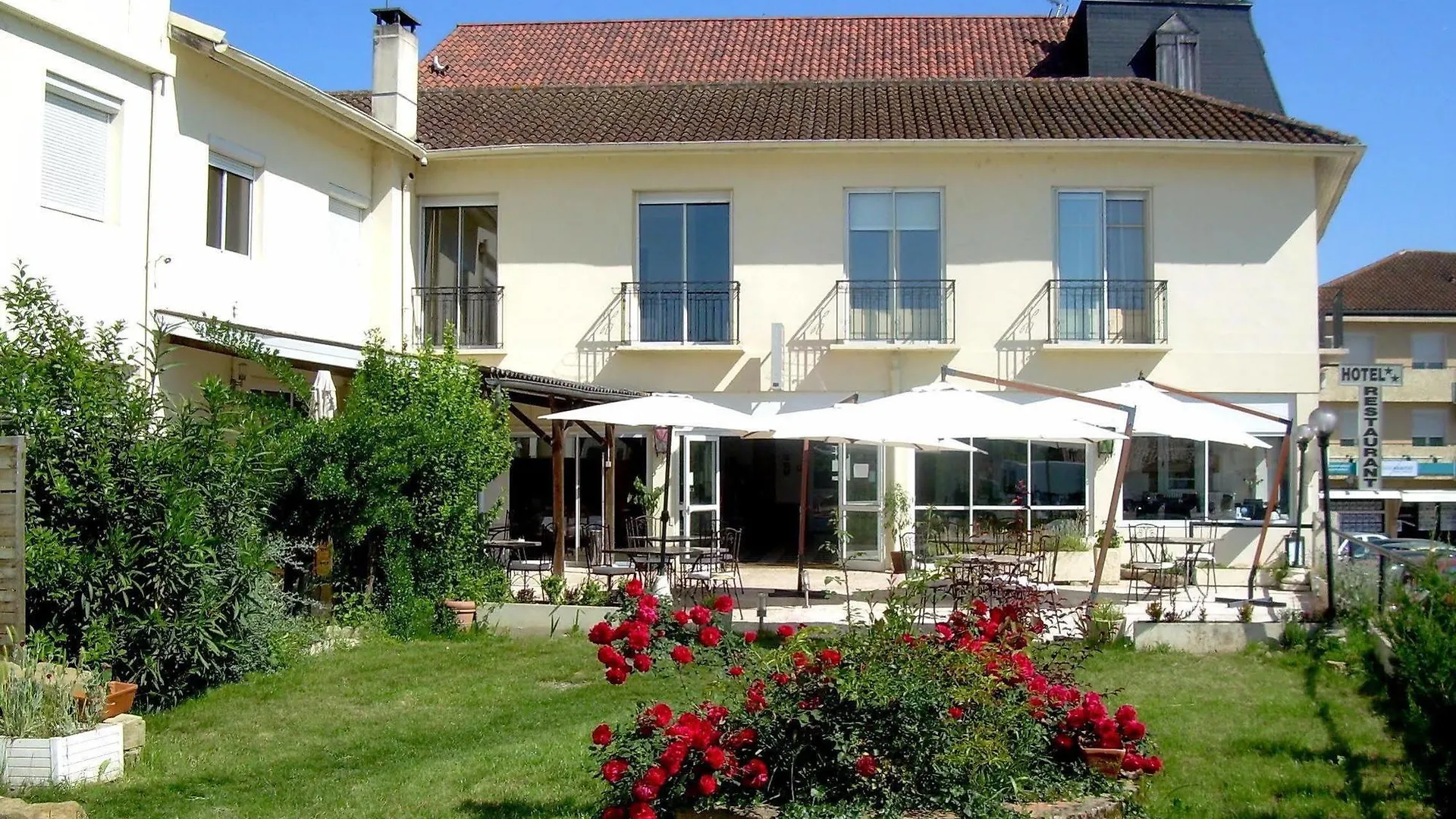 Europhotel Maupas Mirande  3*, Mirande (Gers)